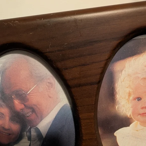 Classic Brown Wooden Photo Frame - Picture 4 of 4